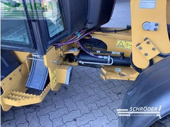 Miniexcavadora Caterpillar 906 m: foto 2 Miniexcavadora Caterpillar 906 m: foto 2