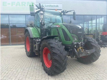 Tractor FENDT 718 Vario