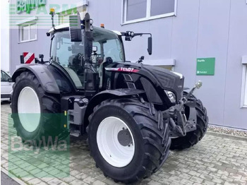 Tractor FENDT 724 Vario