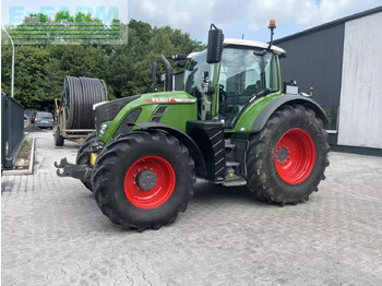 Tractor FENDT 724 Vario