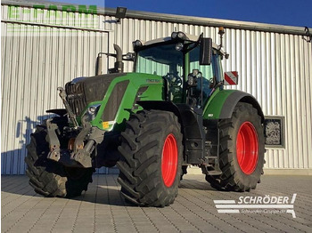 Tractor FENDT 824 Vario