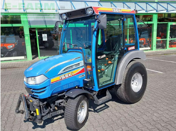 Tractor ISEKI