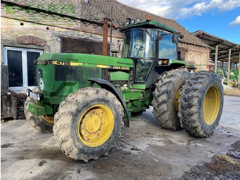 Tractor JOHN DEERE 4755
