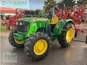 Tractor JOHN DEERE 5055E