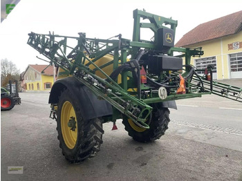 Pulverizador arrastrado John Deere 740 - 28 m: foto 3 Pulverizador arrastrado John Deere 740 - 28 m: foto 3