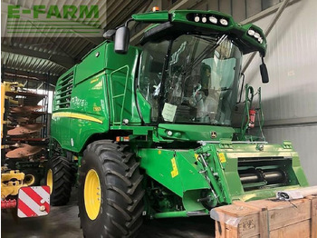 Cosechadora de granos JOHN DEERE T560