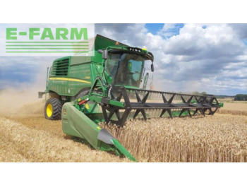 Cosechadora de granos JOHN DEERE T560