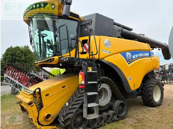 Cosechadora de granos NEW HOLLAND CR8.80