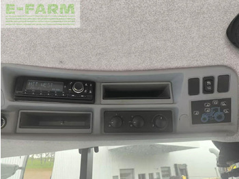 Tractor New Holland t6.145 dynamic command: foto 3 Tractor New Holland t6.145 dynamic command: foto 3