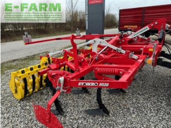 Cultivador PÖTTINGER