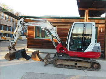 Miniexcavadora TAKEUCHI