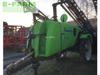 Pulverizador arrastrado TECNOMA