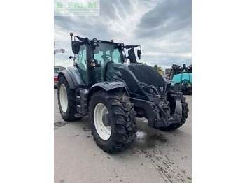 Tractor Valtra t234 versu Versu: foto 2 Tractor Valtra t234 versu Versu: foto 2