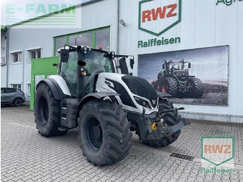Tractor VALTRA T234