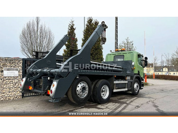 Portacontenedor de cadenas camión SCANIA P 360