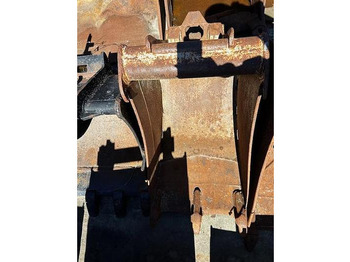 Cazo ARDEN EQUIPMENT