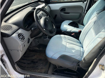 Furgón RENAULT KANGOO: foto 5