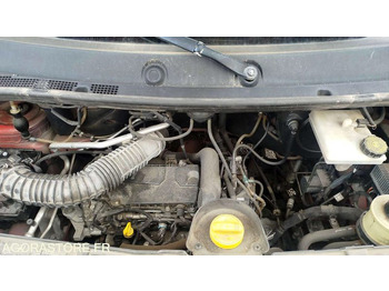 Furgón Renault Master - 2011 - BH802XJ: foto 5