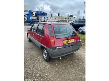 Hatchback Renault R5: foto 3 Hatchback Renault R5: foto 3