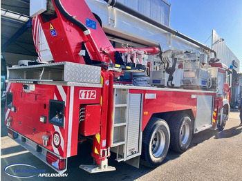 Camión MAN TGA 26.350 Magirus ALP 320L = 32 meter, Waterpump, 6x4, Steel springs: foto 4 Camión MAN TGA 26.350 Magirus ALP 320L = 32 meter, Waterpump, 6x4, Steel springs: foto 4