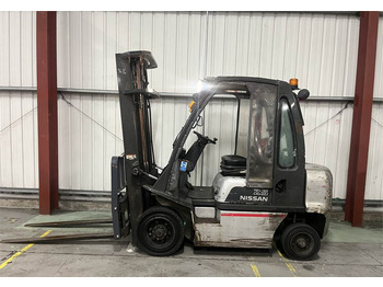 Carretilla elevadora diésel Nissan FD02A25Q: foto 1