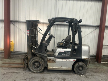 Carretilla elevadora diésel NISSAN