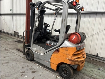 Carretilla elevadora de gas Still RX70-20T: foto 3