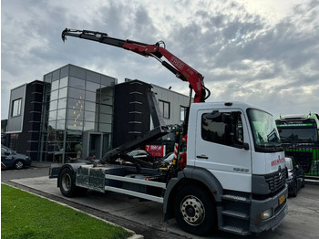 Camión grúa MERCEDES-BENZ Atego