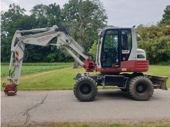 Excavadora de ruedas TAKEUCHI