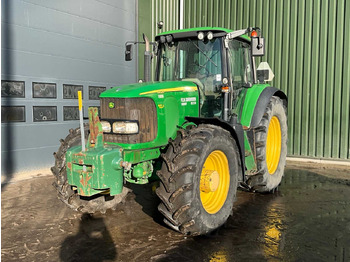 Tractor JOHN DEERE 6820