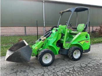 Cargadora de ruedas AVANT