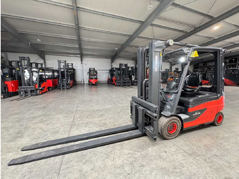 Carretilla elevadora LINDE E