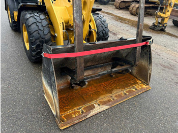 Cargadora de ruedas Caterpillar 906: foto 5