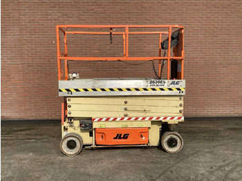 Plataforma elevadora JLG