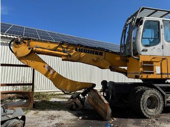 Excavadora de ruedas LIEBHERR