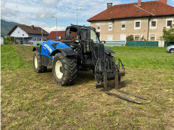 Minicargadora NEW HOLLAND