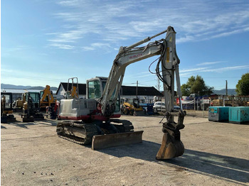 Excavadora de cadenas TAKEUCHI TB175