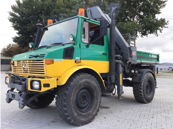 Camión UNIMOG U1300