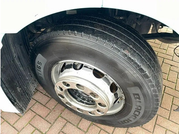 Cabeza tractora MAN TGX 18.480 Euro 5 Retarder 2 Tanks: foto 3