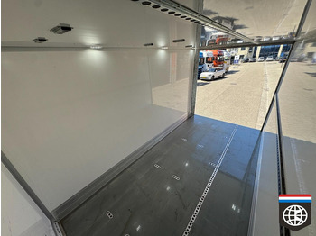 Furgoneta Mercedes-Benz Sprinter Laadbak verwarming - IDEAAL VOOR TRANSPORT VAN BLOEMEN IN DOZEN en/ of KRATTEN: foto 3 Furgoneta Mercedes-Benz Sprinter Laadbak verwarming - IDEAAL VOOR TRANSPORT VAN BLOEMEN IN DOZEN en/ of KRATTEN: foto 3