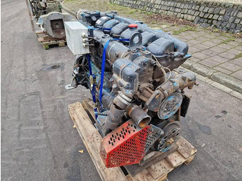 Maquinaria de construcción MAN D2866E: foto 3