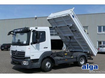 Volquete camión MERCEDES-BENZ Atego 818