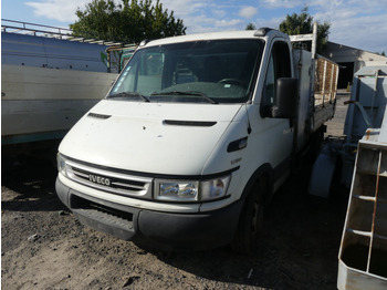 Volquete furgoneta IVECO