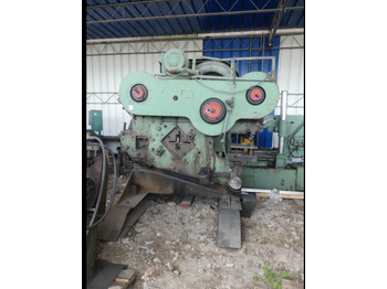 Máquina para metal