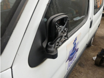Coche Voiture Citroën Berlingo: foto 3