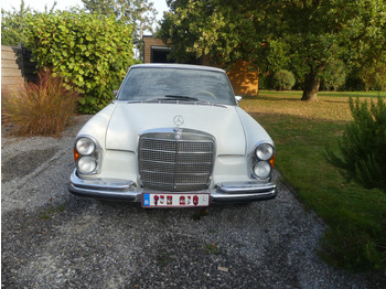Coche MERCEDES-BENZ