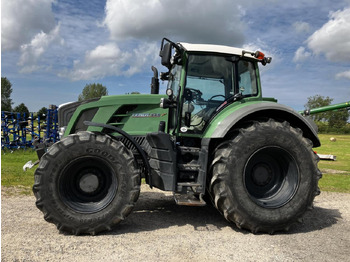 Tractor FENDT 828 Vario