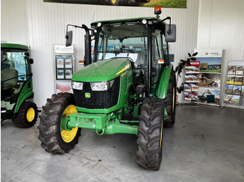 Tractor JOHN DEERE 5075E