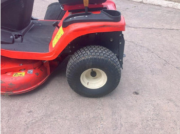 Cortacésped Kubota GR1600-ID-II: foto 5 Cortacésped Kubota GR1600-ID-II: foto 5