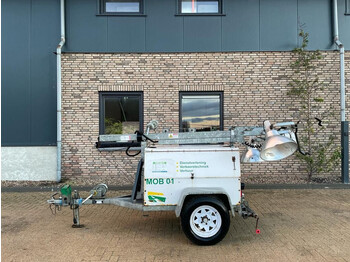 Torre de iluminación PERKINS